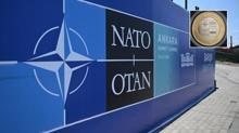 Darphane bast�: NATO Zirvesi'ne �zel hat�ra para