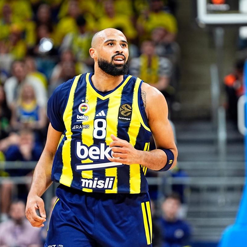 Fenerbah�e'de Talen Horton-Tucker'�n s�zle�mesi uzat�ld�