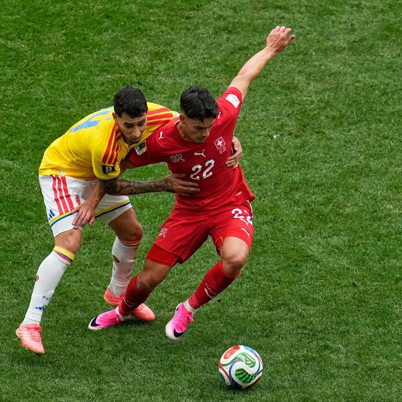 MA� SONUCU: �svi�re: (4) 0 - Kolombiya: 0 (3)
