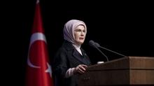 Emine Erdo�an'dan NATO Zirvesi'nde kritik mesaj: Algoritmalar�n kara kutusu a��lmal�