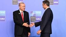 Mi�otakis'ten Ba�kan Erdo�an'a NATO �vg�s�: Muhte�em bir zirve d�zenlemi�