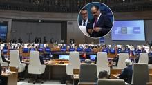 NATO'da kalem detay� g�ndem oldu: O anlar kamerada