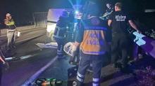 Tekirda�'da feci kaza! Yola savrulan t�r�n dorsesi 3 can ald�