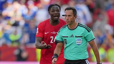 Fransa-Fas ma��na Arjantinli hakem!