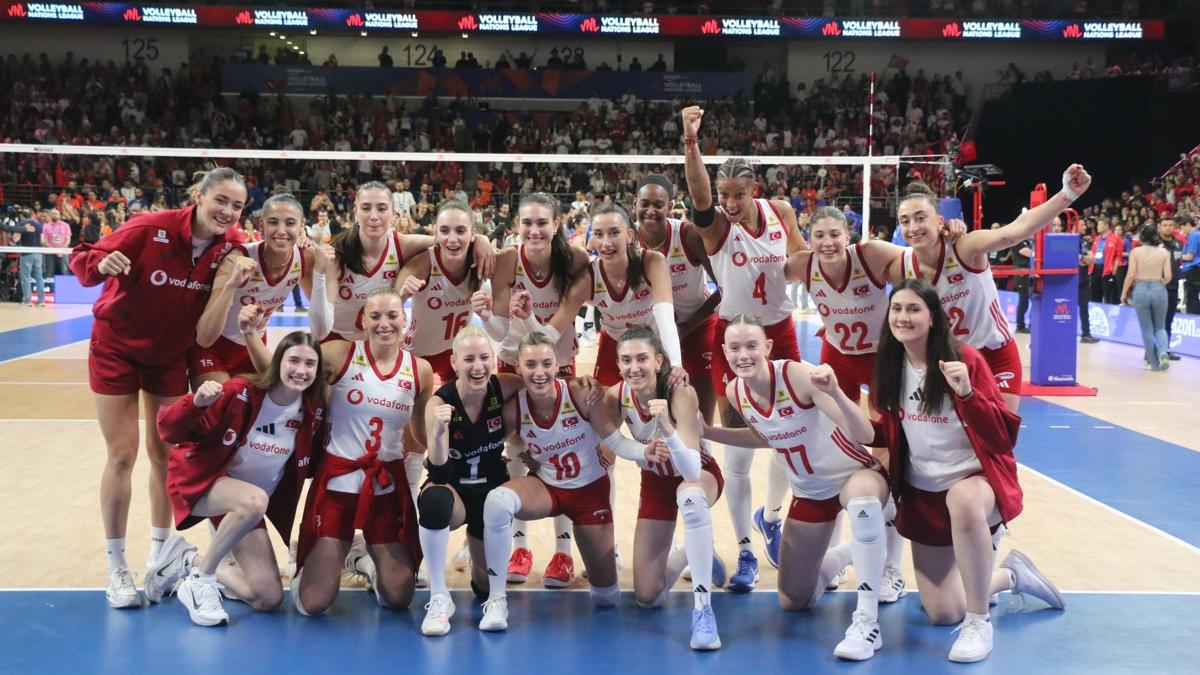 t�rkiye voleybol filenin sultanlar� foto�raflar� resimleri