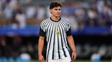 Lamine Yamal'dan Julian Alvarez'e a��k kap�! ''Kollar�m�z� a�arak kar��lar�z''