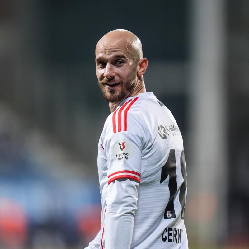 Vaclav Cerny, milli tak�m� b�rakt���n� a��klad�