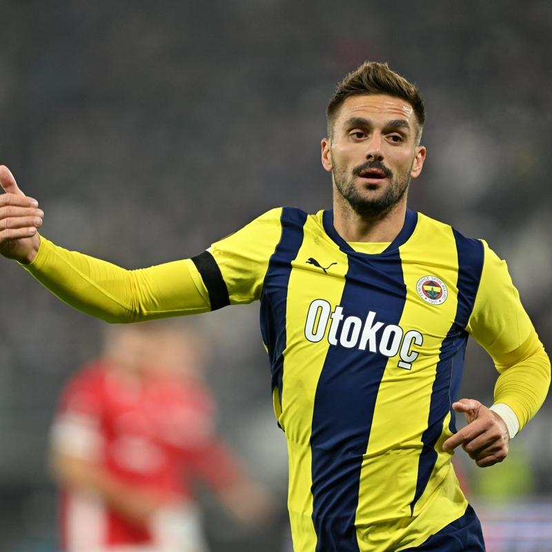 Dusan Tadic veda etti: Fenerbah�e taraftar� heyecanland�