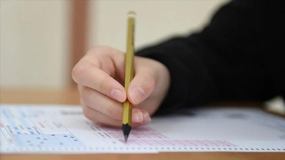 Kartal İmam Hatip Lisesi hayali 500 tam puan getirdi! Van'dan çıkan başarı öyküsü