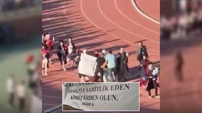 Yeditepe'nin ardından Eskişehir'de de aynı rezalet: Ayet yazılı pankartı hazmedemediler