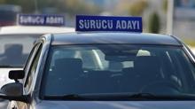 Ehliyet s�nav�nda ''yapay zeka'' sahtekarl���! 6 ilde operasyon