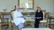 Emine Erdo�an, L�bnan Ba�bakan�'n�n e�i Sahar Selam ile g�r��t�
