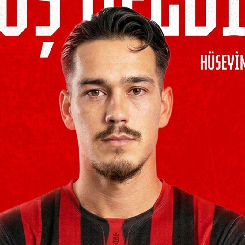 �orum FK transferde durmuyor: Gurbet�i oyuncu imzay� att�