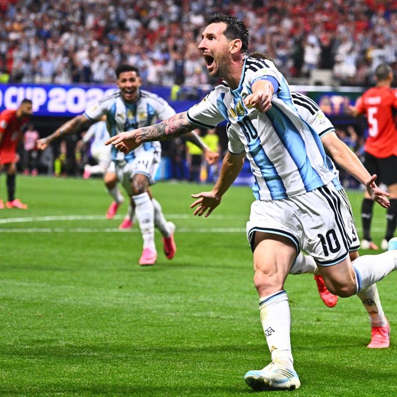 Son �ampiyon Arjantin yar� final pe�inde! G�zler Lionel Messi'de