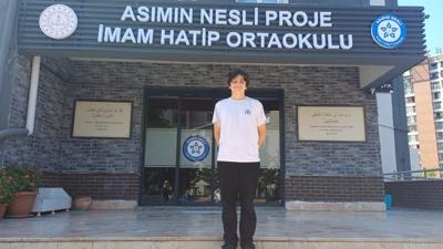 Asımın Nesli İmam Hatip Ortaokulu'ndan tarihi başarı: İlk Türkiye birincisi