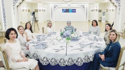 Zirvede Ajda s�rprizi