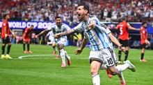 Son �ampiyon Arjantin yar� final pe�inde! G�zler Lionel Messi'de