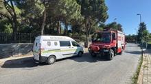 �sk�dar'da feci kaza: Forklift s�r�c�s� bah�eye u�tu