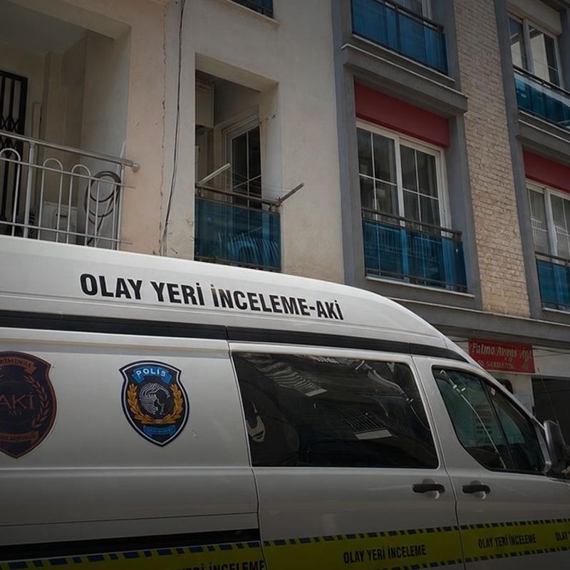 Ayd�n'da gizemli �l�m: Banyoda yere y���l�p hayat�n� kaybetti