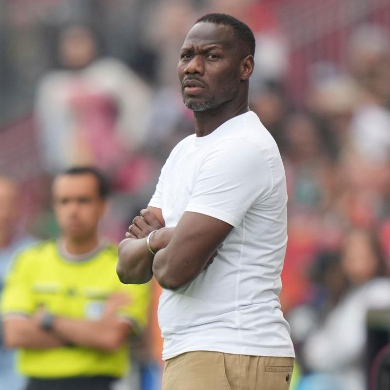 Senegal'de Pape Thiaw d�nemi sona erdi