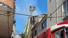 Avc�lar'da 4 katl� binada yang�n