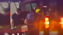 Bah�eye ka�an topu almak istedi: Korkuluk demiri sapland�