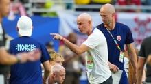 Stale Solbakken'den hakem tepkisi