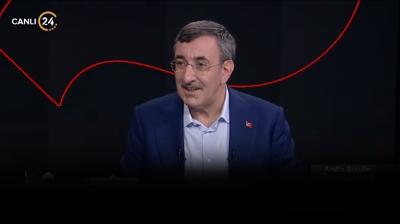 Cumhurbaşkanı Yardımcısı 24 TV'de: 'Ankara transatlantik krizinin merkezi oldu'