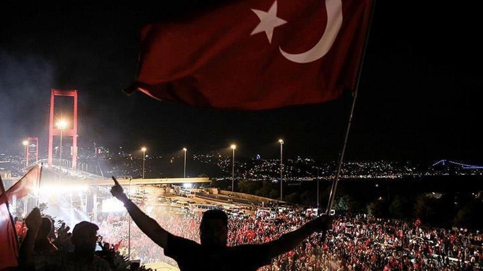 İş dünyasından 15 Temmuz mesajı: Ekonomik bağımsızlık milli egemenliğin parçasıdır