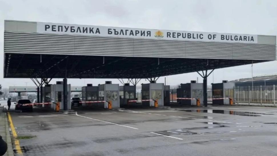 Piyasa değeri 75 bin euro… Sınır geçen otobüsün gizli bölmesinde bulundu