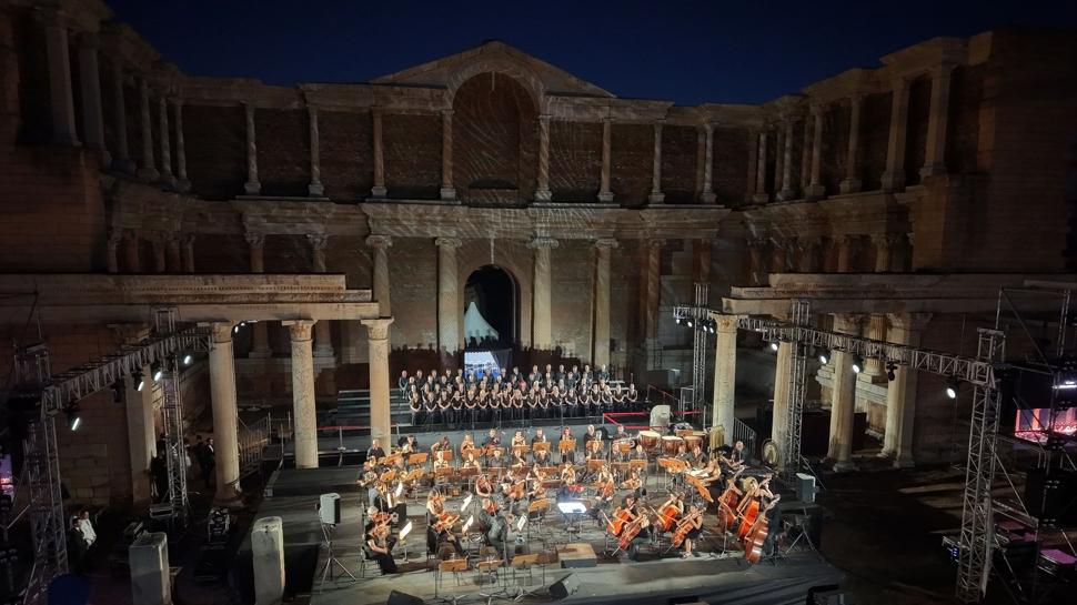 Sardes Antik Kenti Carmina Burana'ya sahne oldu