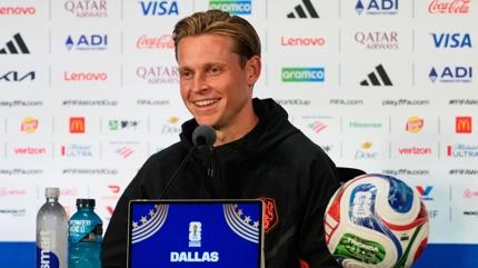 Barcelona'ya De Jong'dan k�t� haber