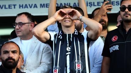��te ilk s�zleri! Leandro Trossard, Be�ikta� i�in geldi