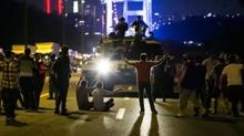 ''Selalar� susturmaya �al��t�lar''... FET�'n�n darbe gecesi talimatlar� de�ifre oldu