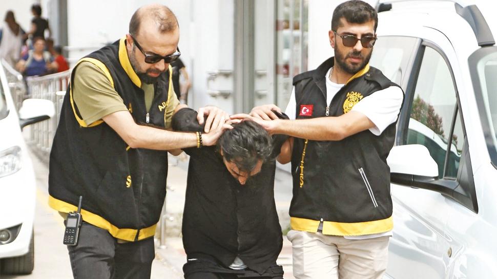 Cani kocanın bahanesi ‘kıskançlık'