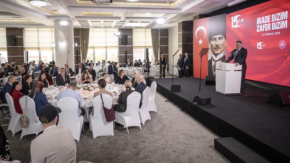 "Eşimi ve çocuklarımı ümmete emanet ediyorum" diyenlerin zaferi! Çiftçi, o geceki teslimiyeti hatırlattı