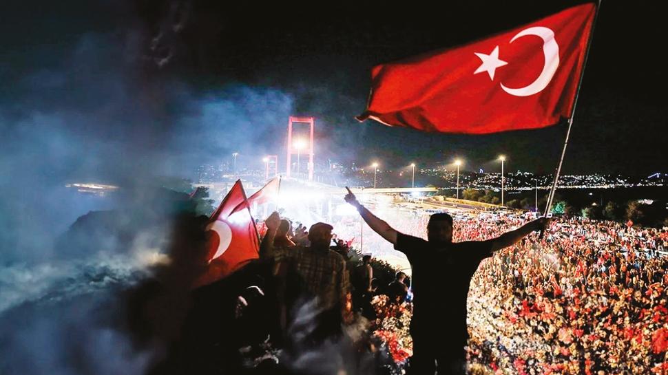 Milli direniş 10 yaşında