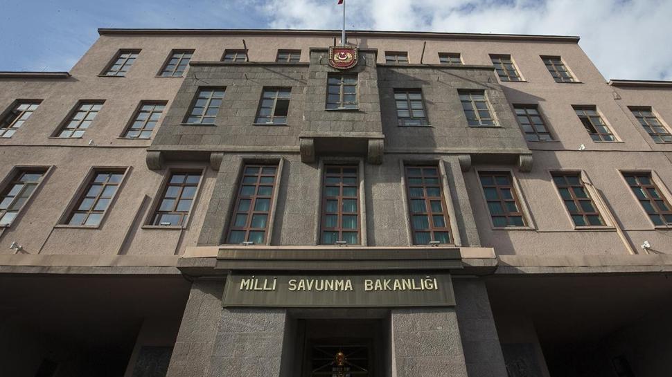 MSB'den 15 Temmuz mesaj�: Hainler milletin iradesine �arpt�