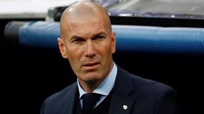Fransa'da Zinedine Zidane i�in geri say�m