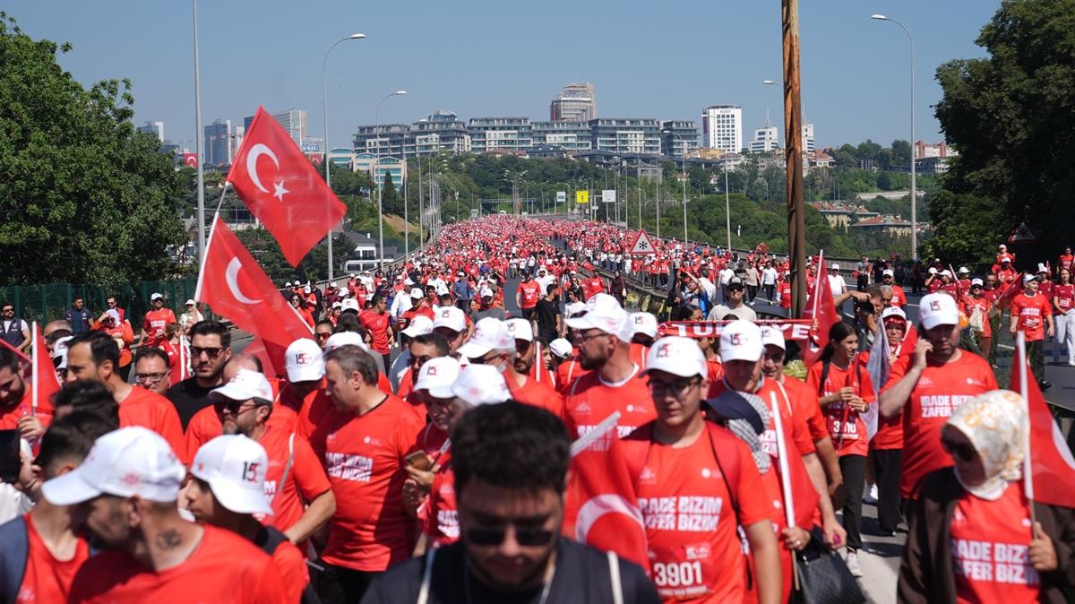 15 temmuz 15 temmuz şehitler köprüsü yürüyüş fotoğrafları resimleri