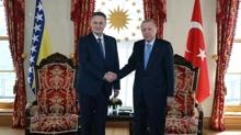 Milletin zaferi 15 Temmuz! Bo�nak lider: T�rk halk� ve Cumhurba�kan� Erdo�an demokrasiyi korudu