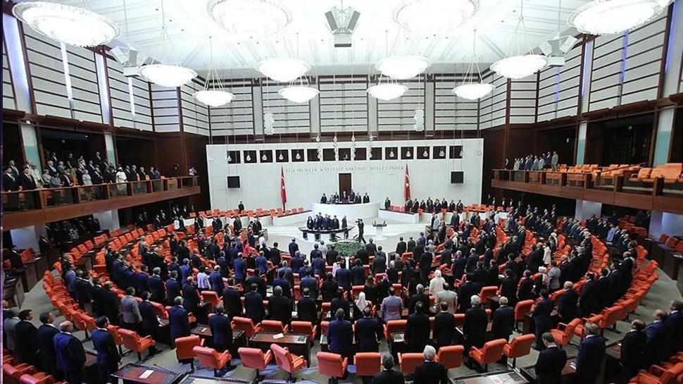 TBMM çatısı altında 10. yıl ortak duruşu: Siyasi partiler darbe girişimine karşı tek yürek oldu