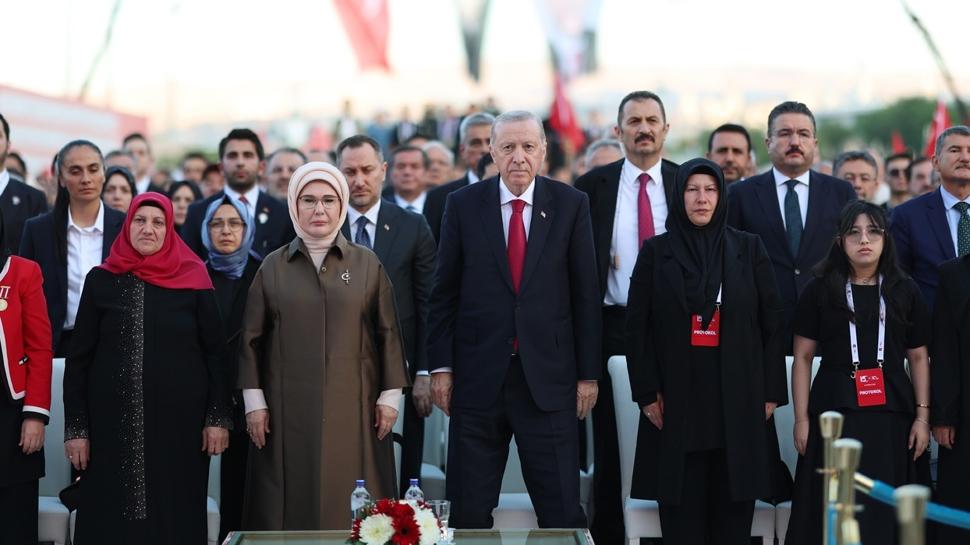 Ba�kan Erdo�an'dan net FET� mesaj�: K�k� kurutulana kadar m�cadelemiz s�recek