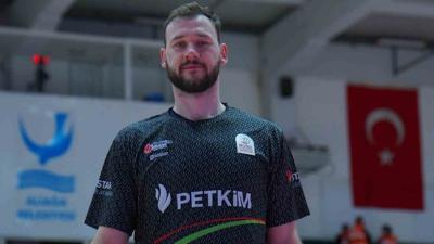 Alia�a Petkimspor'da Martynas Sajus ayr�l��� duyuruldu