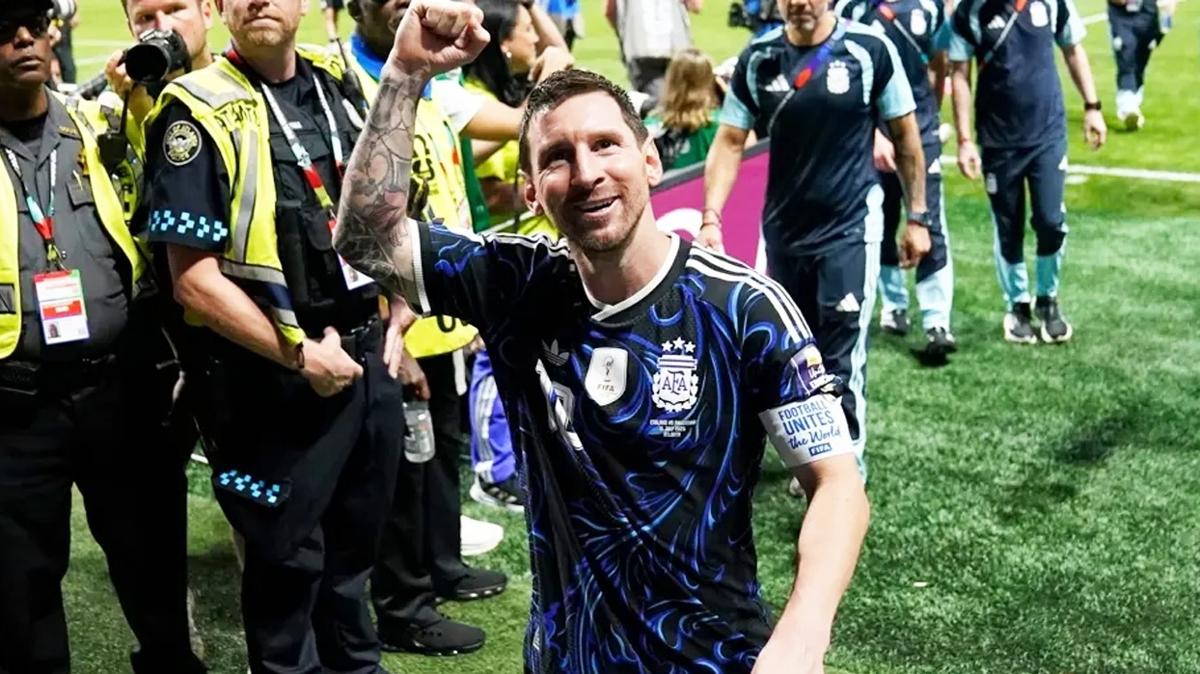 lionel messi d�nya kupas� arjantin foto�raflar� resimleri