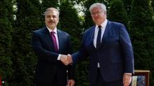 Bakan Fidan Ukrayna'dan uyard�: Sava��n, Karadeniz'e ta��nmas�n� istemiyoruz