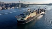 �stanbul Bo�az�'nda devasa g�r�nt�! ''CASTRONE'' g�renleri hayran b�rakt�