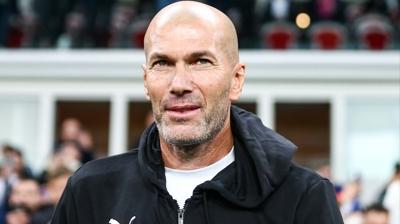 Fransa'da Zinedine Zidane d�nemi ba�l�yor!