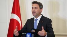 Bakan Bayraktar: T�rkiye yurt d���nda petrol, do�al gaz arayan bir �lke