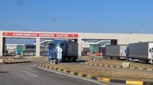 Bulgaristan'a giri�lerdeki baz� s�n�r kap�lar�nda yo�unluk ya�an�yor